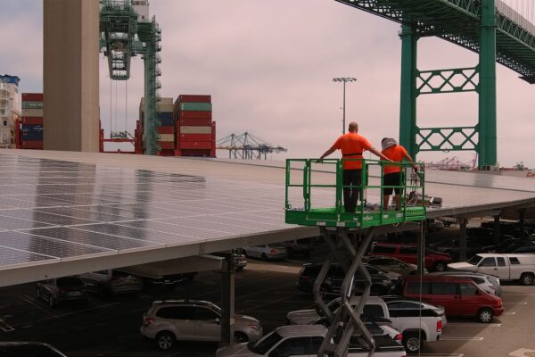 15-1800x1200_sustineo_2022_catalina-express_washing 15-1800x1200_sustineo_2022_catalina-express_washing